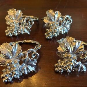 Napkin rings set of 4
